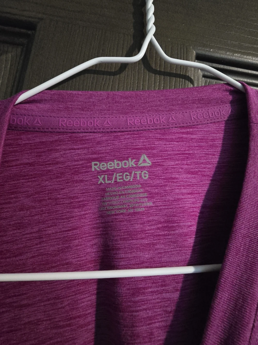 Womens Crew Neck T-Shirt in Magenta
